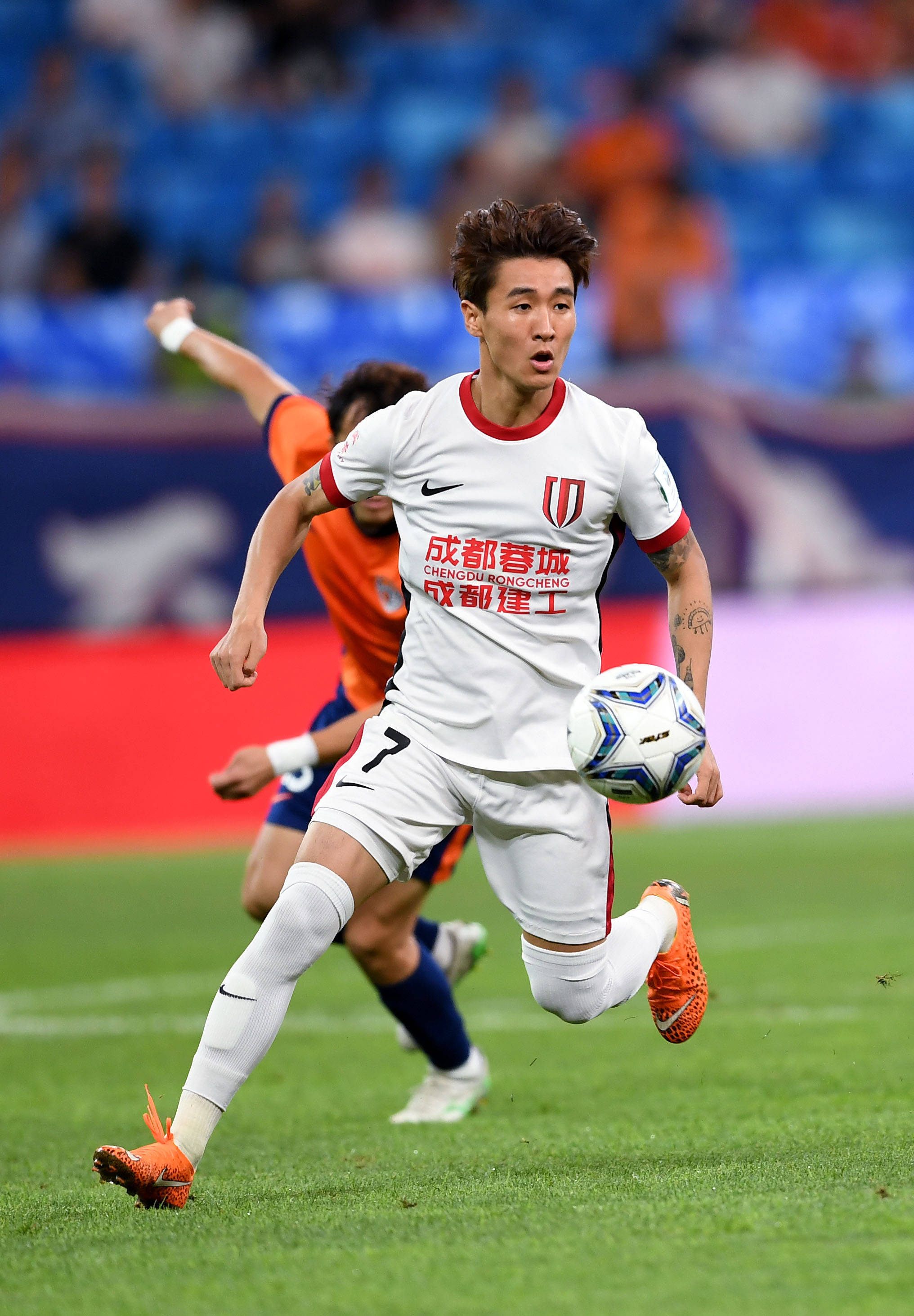 关于成都蓉城训练开放日，集结日扳平良机引欢呼，全明星赛在即，球队文化再被提及的信息